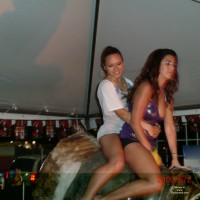 Pic #6 Girls On The Bull