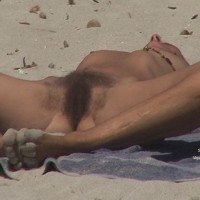 Pic #6 Beach Voyeur:&nbsp;O My Hairy God