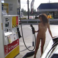 Pic #4 Nude Amateur on heels:&nbsp;The Rest Of Steff At The Gas Station