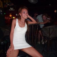 Pic #5 Pantieless Girl:&nbsp;*PU Upskirts In Samui Bars - Part 3 - Pantieless Girls