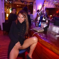 Pic #5 Flashing Pussy in Bars and Restaurants in Hong Kong 3