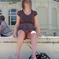 Pic #1 Chipie Sans Culotte - Shaved, Public Place, Public Exhibitionist