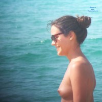 Topless Dans le Sud - Beach, Small Tits