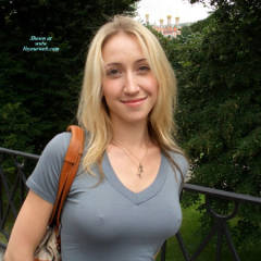 Pic #2 Russian Girl Angela! Walk On City.