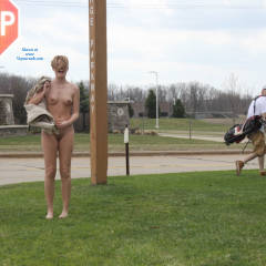 Pic #4 Monnie's Back And Nude Around Town - Big Tits, Blonde, Flashing, Public Exhibitionist, Public Place, Shaved