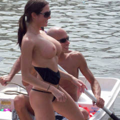 Pic #7 Laura Having Fun On The Lake - Big Tits