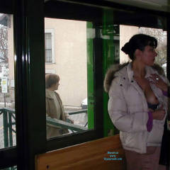 Pic #7 Lucie le Retour - Brunette, Flashing, Public Exhibitionist, Public Place