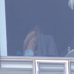 Pic #8 Girls In Whe Windows - Voyeur