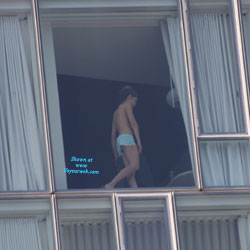 Pic #9 Girls In Whe Windows - Voyeur