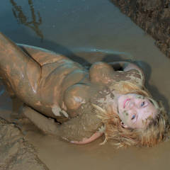 Pic #3 Fun In The Mud - Big Tits, Blonde