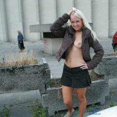 Pic #1 Justyna Flashing - Big Tits, Blonde, Flashing, Public Exhibitionist, Public Place