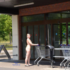 Pic #4 Gorgona - Big Tits, Blonde, Public Exhibitionist, Public Place