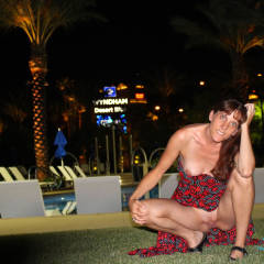 Pic #6 Taking It Off In Las Vegas - Big Tits, Brunette, Flashing, Public Exhibitionist, Public Place, Shaved