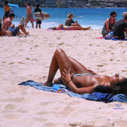 Pic #2 Xmas In Sydney - Bikini Voyeur, Beach Voyeur, Topless Girls