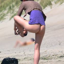 Pic #1 Playing Frisbee At The Beach - Beach Voyeur, Brunette, Shaved, Tattoos