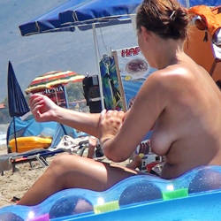 Pic #5 Greek Beach 1 - Beach Voyeur, Big Tits