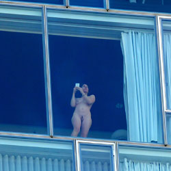 Pic #6 I Love NY Part 4 - Voyeur