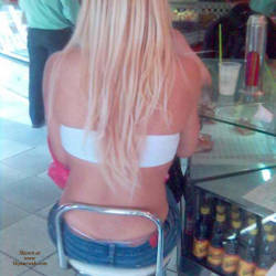 Pic #6 The Seated Blonde - Blonde, Voyeur