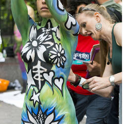 Pic #9 Body Painting In A NY Park Continued - Big Tits, Public Exhibitionist, Public Place, Shaved