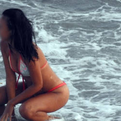 Pic #3 Pissing In Boa Viagem Beach, Recife City - Brunette, Outdoors, Bikini Voyeur, Beach Voyeur