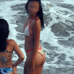 Pic #7 Pissing In Boa Viagem Beach, Recife City - Brunette, Outdoors, Bikini Voyeur, Beach Voyeur