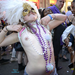 Mardi Gras 2017 - Topless Girls, Public Exhibitionist, Flashing