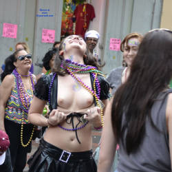 Pic #8 Mardi Gras 2017 - Topless Girls, Public Exhibitionist, Flashing