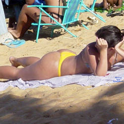 Pic #3 Yellow Bikini In Janga Beach, Brazil - Brunette, Outdoors, Bikini Voyeur, Beach Voyeur