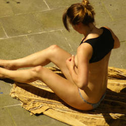 Pic #9 Neighbour Girl Topless - Topless Girls, Outdoors