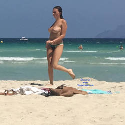 Pic #3 Mallorca Beach  - Topless Girls, Big Tits, Brunette, Outdoors, Beach Voyeur