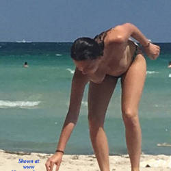 Pic #4 Mallorca Beach  - Topless Girls, Big Tits, Brunette, Outdoors, Beach Voyeur