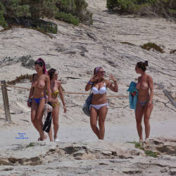 Pic #7 Beauties - Topless Girls, Big Tits, Brunette, Outdoors, Beach Voyeur