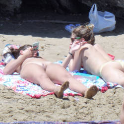 Pic #4 Somewhere - Nude Girls, Outdoors, Beach Voyeur