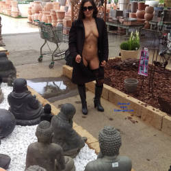 Pic #4 Un Samedi A MTP (Exhib) 2 Partie - Big Tits, Brunette, Public Exhibitionist, Flashing, Public Place, Amateur