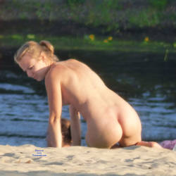 Pic #4 Naked Strangers - Nude Girls, Outdoors, Beach Voyeur