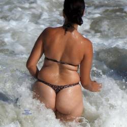 Pic #1 Waves In Boa Viagem Beach - Brunette, Outdoors, Bikini Voyeur