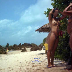 Pic #1 Two Friends In Tambaba Beach, Brazil - Nude Girls, Outdoors, Beach Voyeur