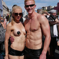 Pic #7 Folsom Street Fair 2 - Big Tits, Outdoors, Topless Girls