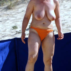 Pic #8 Several Girls At The Beach - Topless Girls, Beach, Big Tits, Outdoors, Beach Voyeur