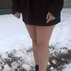 Pic #2 Braving The Cold - Big Tits, Outdoors, Amateur