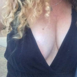 Pic #1 Freed On The Street - Big Tits, Public Exhibitionist, Outdoors, Public Place, Amateur