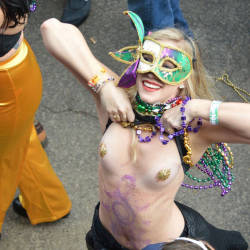 Pic #4 Mardi Gras - Big Tits, Public Exhibitionist, Flashing, Outdoors, Public Place