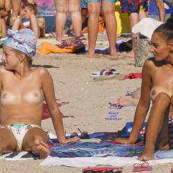 Pic #9 Oh Those Topless Chicks - Topless Girls, Beach, Big Tits, Brunette, Outdoors, Beach Voyeur