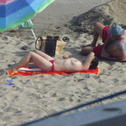 Pic #5 Last Holidays - Topless Girls, Beach, Brunette, Outdoors, Beach Voyeur