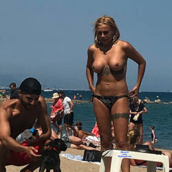 Pic #9 Sunshine At Barcaloneta - Topless Girls, Beach, Big Tits, Outdoors, Firm Ass, Tattoos, Beach Voyeur