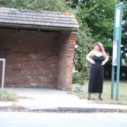 Pic #1 Bus Stop Tease - Big Tits, Public Exhibitionist, Flashing, Outdoors, Public Place, Amateur