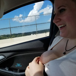 Flashing Tits In The Car On Vacation - Big Tits, Public Exhibitionist, Flashing, Outdoors, Amateur