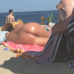 Pic #4 Hotties On The Beaches - Nude Girls, Beach, Outdoors, Beach Voyeur