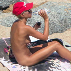 Pic #1 Top Girl Trying Nudism - Nude Girls, Beach, Outdoors, Shaved, Beach Voyeur