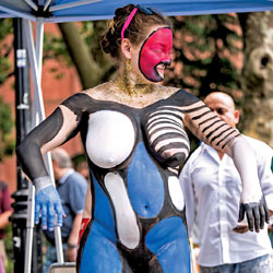 Pic #5 Body Painting - New York City, Example 4 - Nude Girls, Big Ass, Outdoors